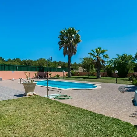 Akivillas Pearl Villa *